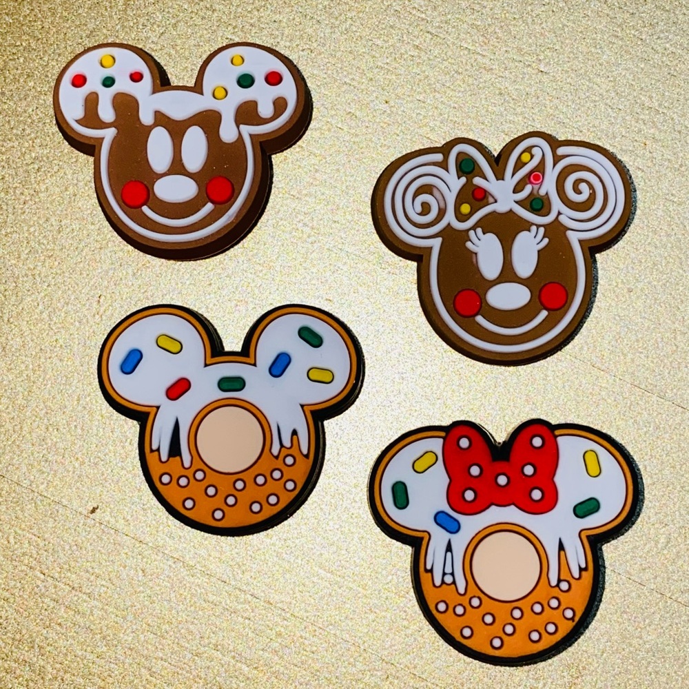 CROCS Mickey Mouse Charm set